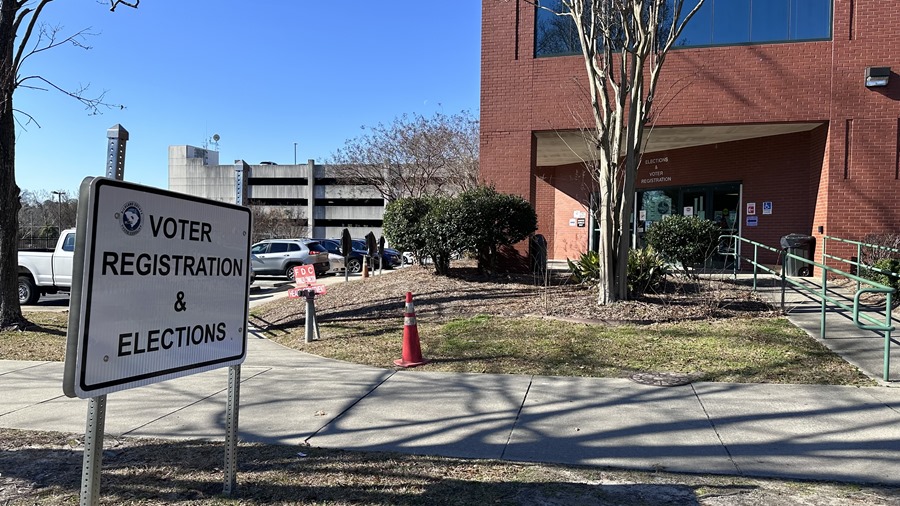 Biden gana Carolina del Sur en una cita clave para medir el apoyo de la comunidad negra