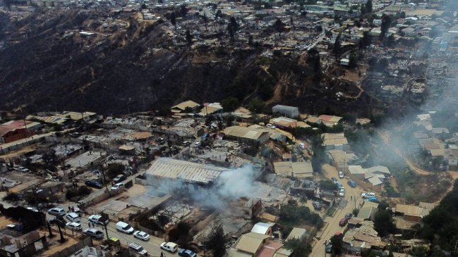 Colapso vial obligó a adelantar el toque de queda en cuatro comunas de Valparaíso