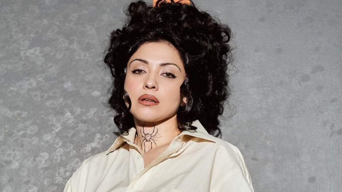 Mon Laferte confirma show benéfico por los incendios en Valparaíso