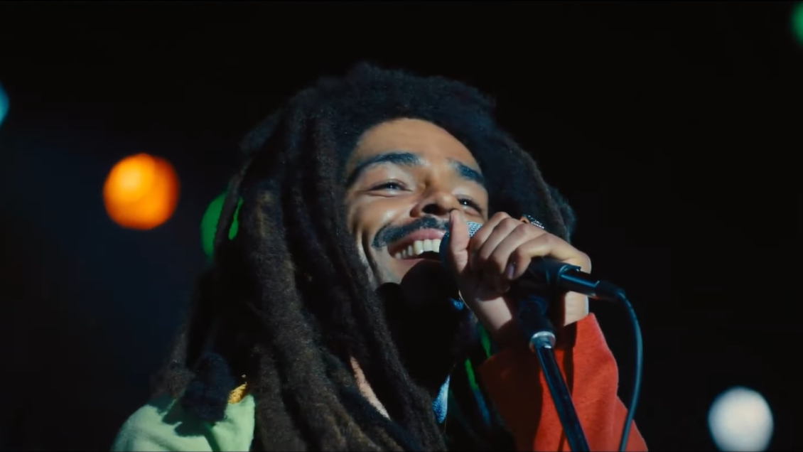 Con 17 clásicos: Así es la banda sonora de 