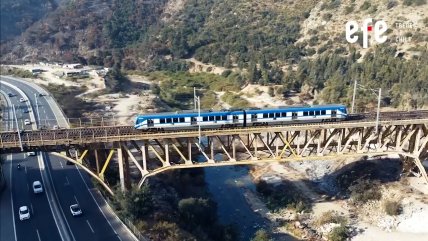   EFE repuso servicio de trenes entre Valparaíso y Limache tras daños por los incendios 