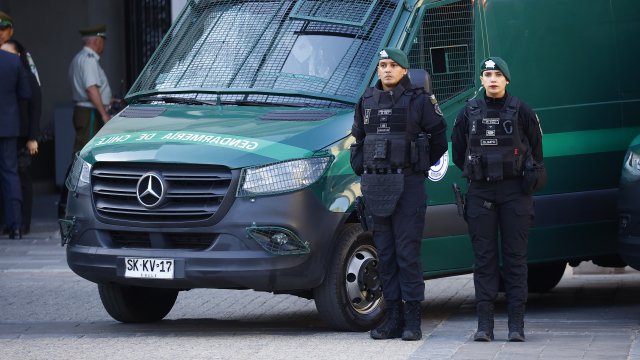 [fotos] Gendarmería Estrena 25 Nuevos Vehículos Cooperativa Cl