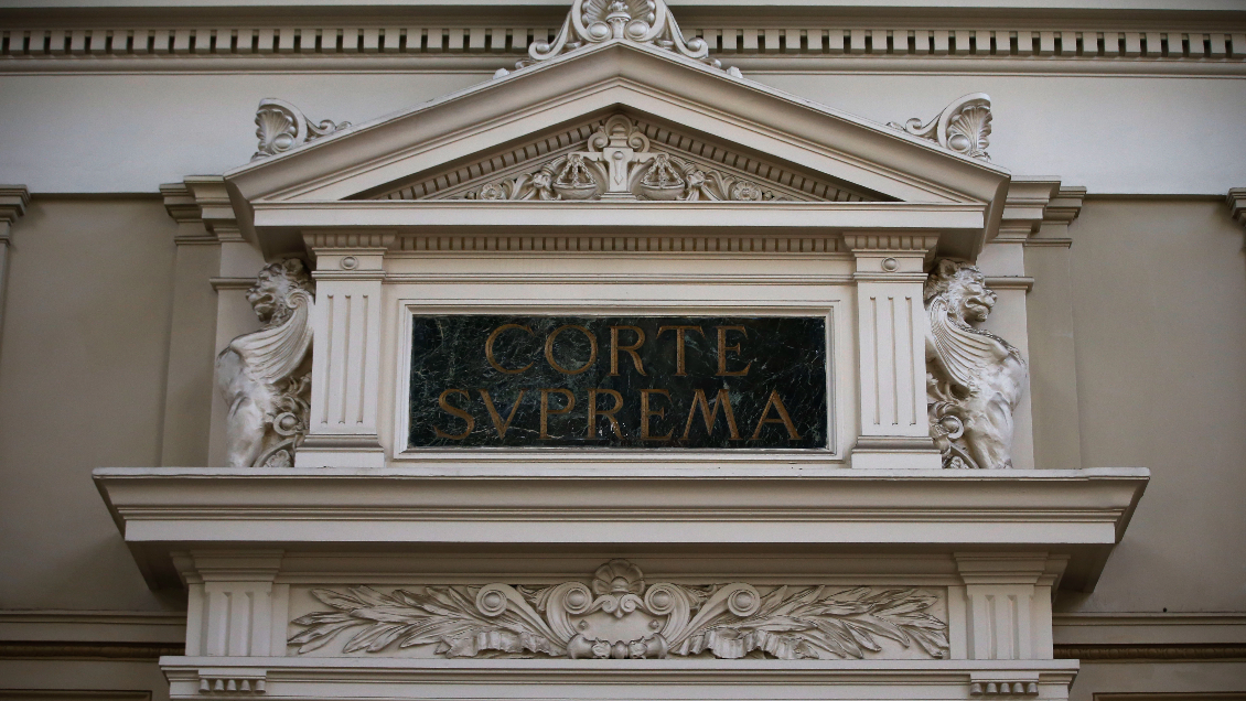 Corte Suprema suspendió renuncia del director administrativo y abrió sumario por caso Lexus