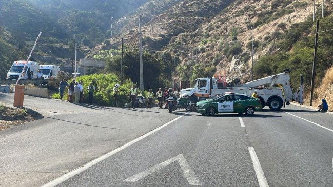   Incendio de un vehículo obligó a cerrar el túnel Lo Prado 