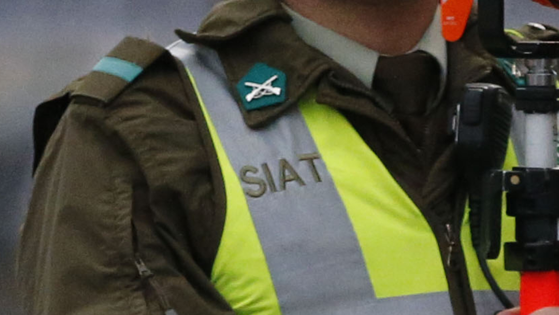 Camión chocó cinco autos, una motocicleta y dos casas en Antofagasta