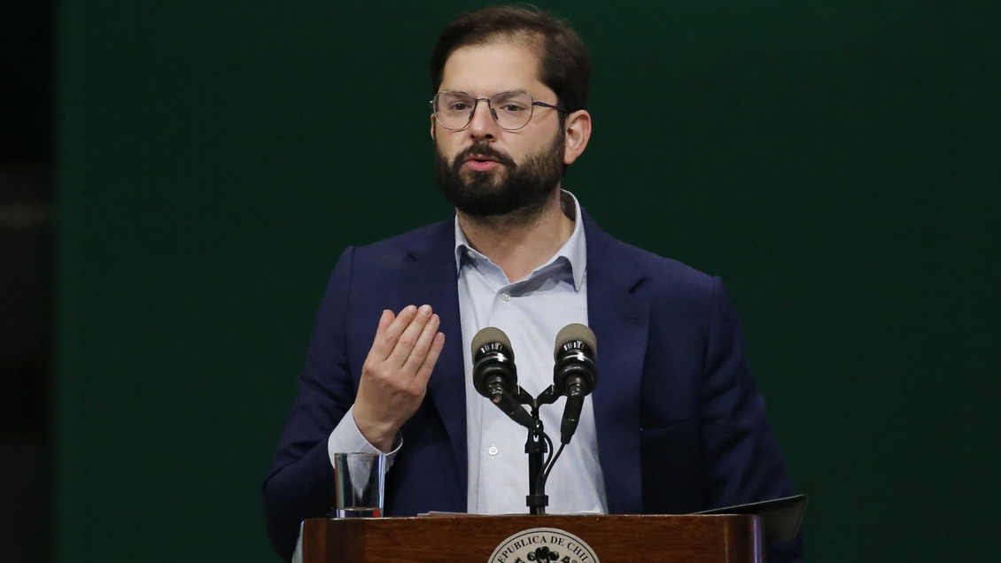 Partido de Boric convocó nueva manifestación de apoyo a sus reformas