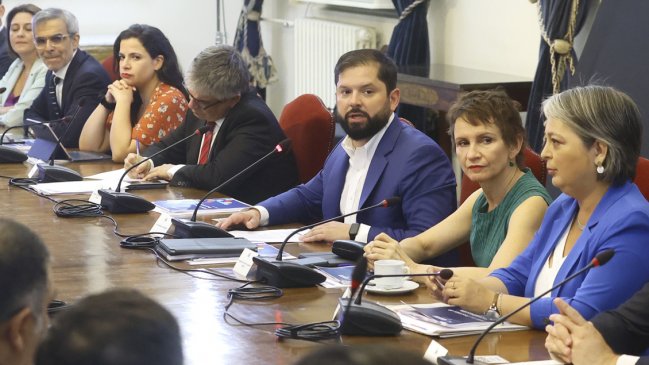 Boric al Gabinete: Los dos años que quedan no son para hacer promesas, son para cumplirlas
