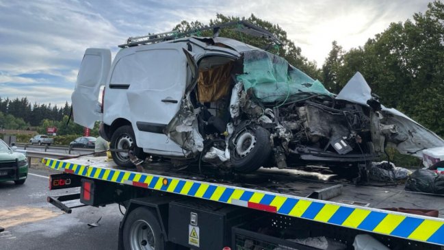  Accidente en Ruta 5 Sur dejó tres fallecidos: Vehículo iba contra el tránsito  