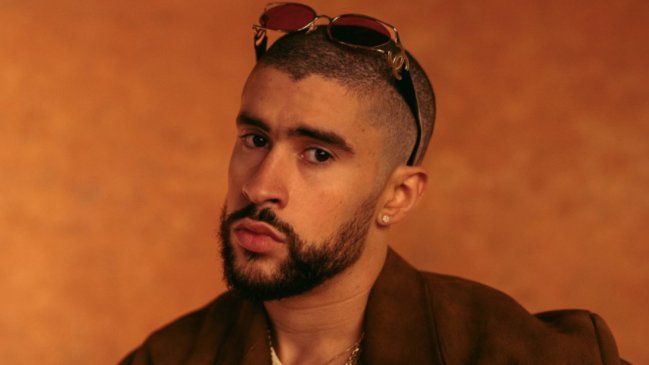 Bad Bunny demanda a fanático por subir videos de sus shows