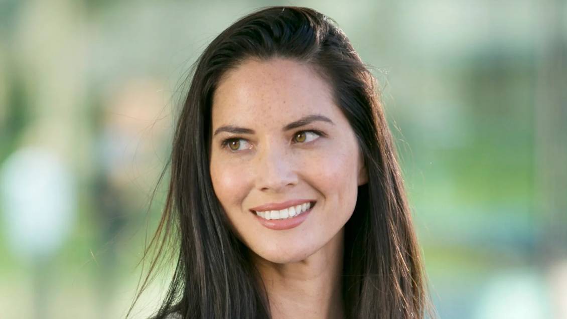 Actriz Olivia Munn reveló que padece cáncer