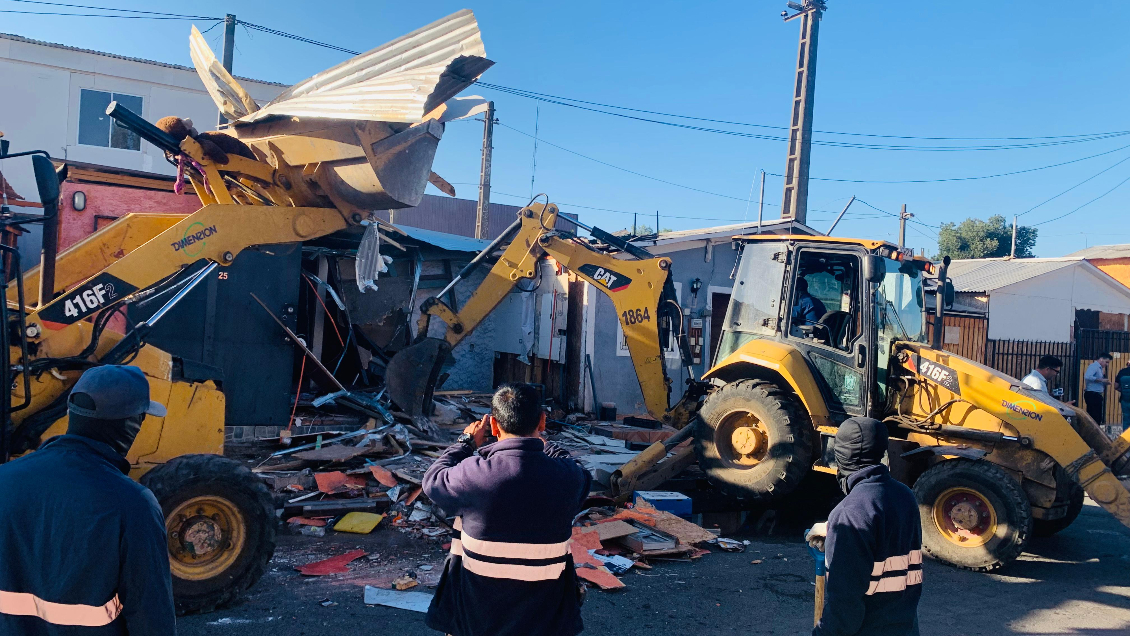 Desbaratan prostíbulos y discoteques clandestinas en toma de Maipú