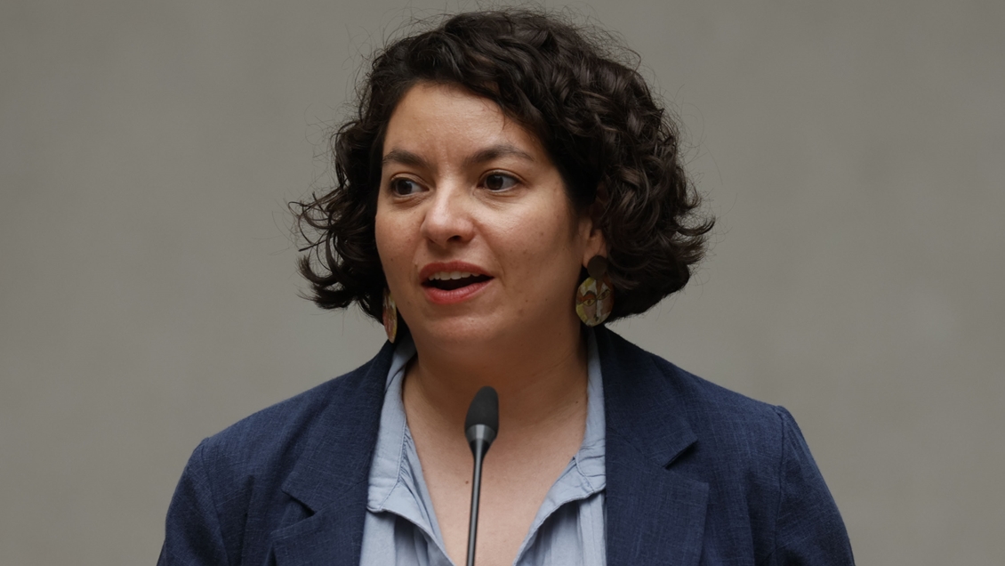 Ministra Toro lidera renuncia de autoridades a Comunes por fusión del Frente Amplio