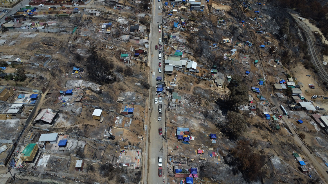 Damnificados por los incendios se manifestaron demandando soluciones habitacionales