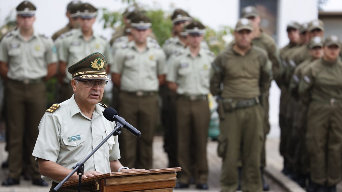Salida del director de la PDI reinstala presión sobre el general Yáñez