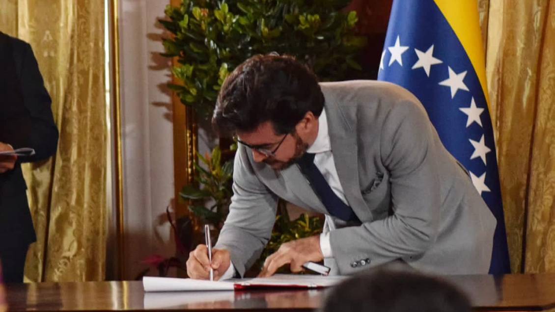 Venezuela: Exalcalde se convirtió en el segundo candidato a las presidenciales de julio