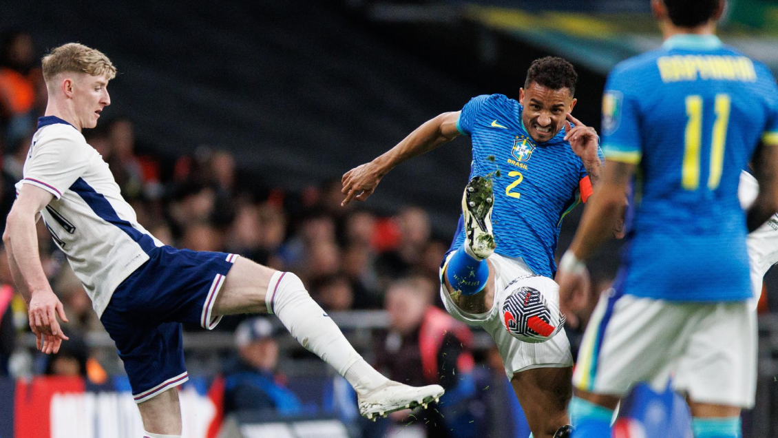 Brasil se hizo fuerte en Wembley y venció a Inglaterra
