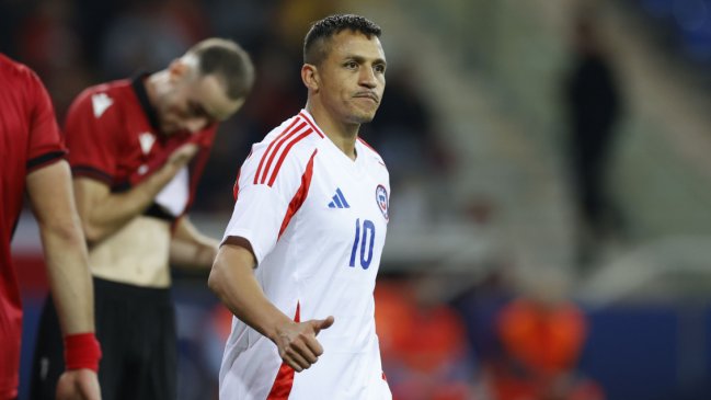 Gareca: Nos interesa que Alexis haga lo que quiera y sea feliz