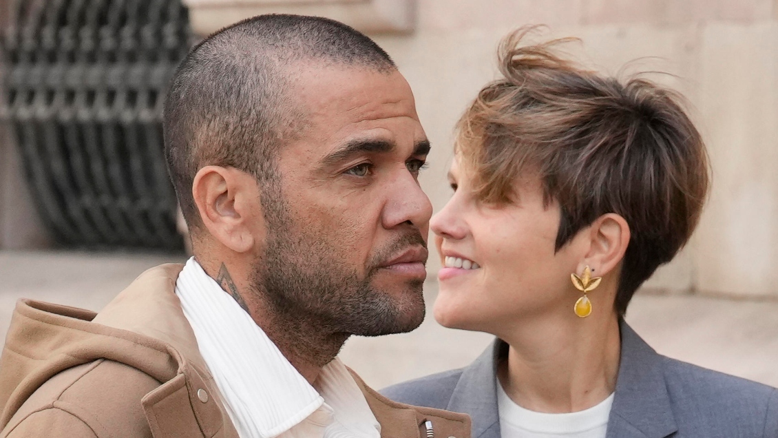 Dani Alves compareció por primera vez en Barcelona tras salir en libertad bajo fianza