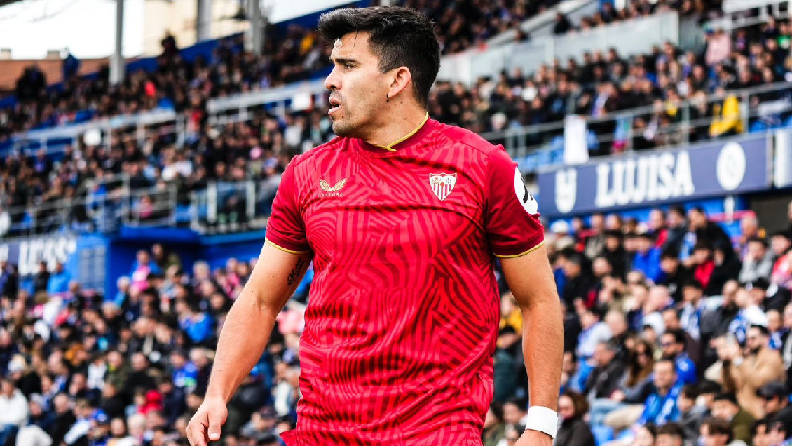 Duelo entre Getafe y Sevilla fue detenido por insultos al argentino Marcos Acuña