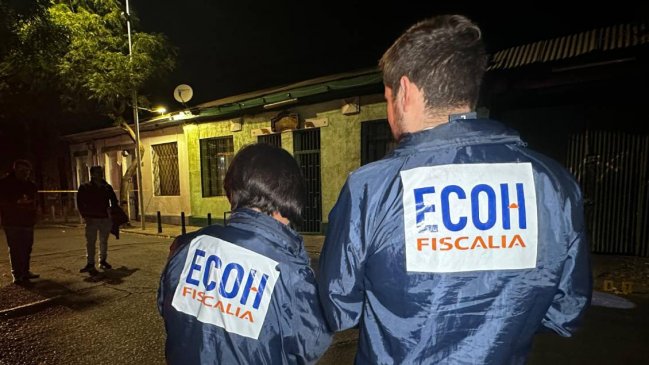 Matan a balazos a un hombre en club deportivo de Santiago Centro