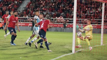   Mauricio Isla anotó el gol del empate de Independiente ante Atlético Tucumán 