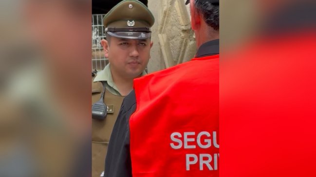 Detectan dos guardias falsos, uno con antecedentes, en supermercado de Viña