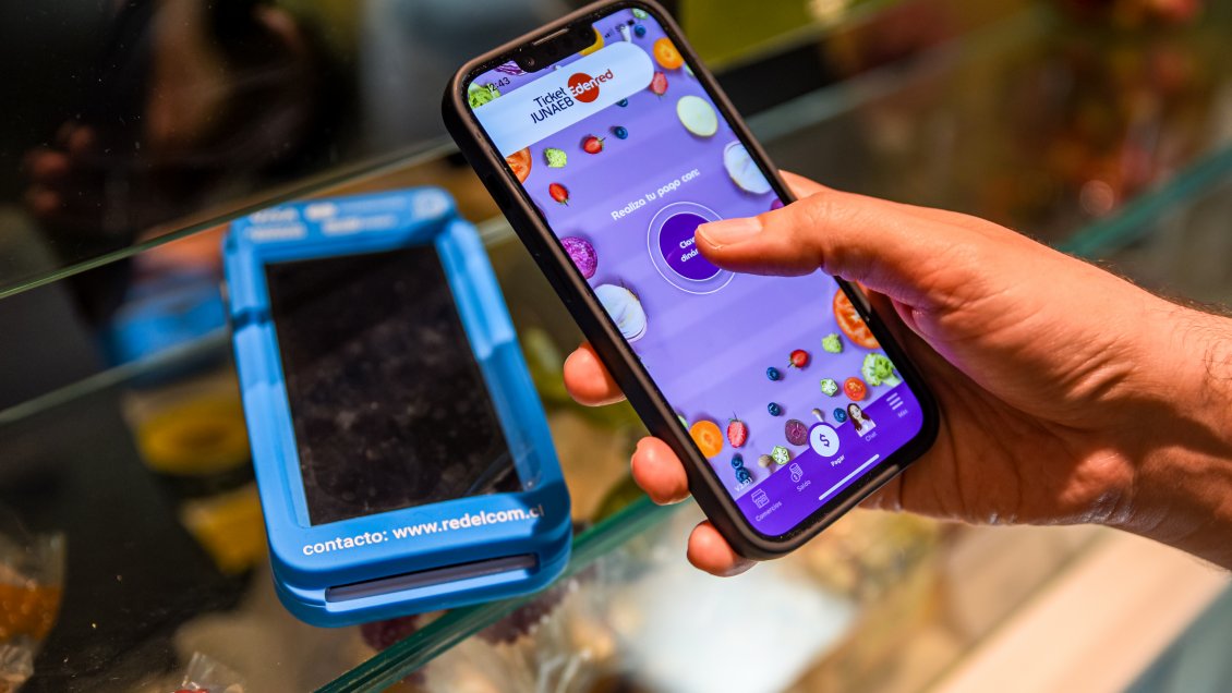 BAES 2024: Tarjeta Junaeb se podrá usar en más supermercados y comercio mayorista