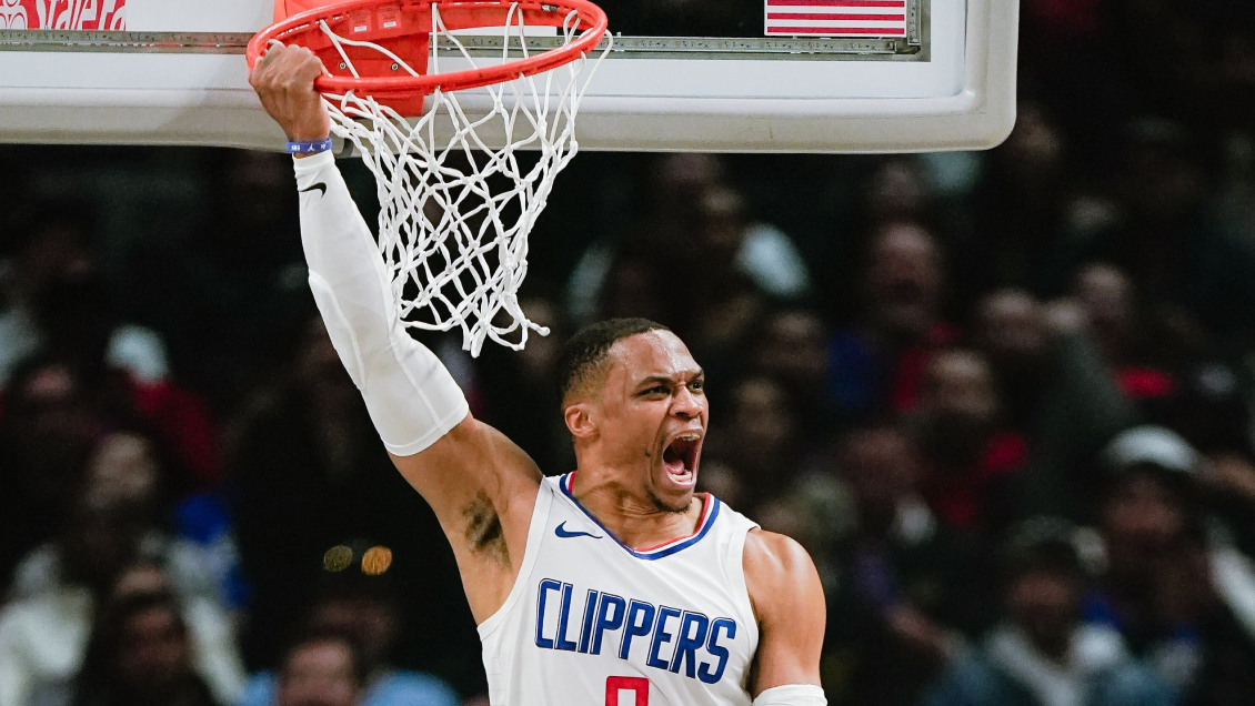 Los Angeles Clippers sorprendió a Denver Nuggets y manntuvo a distancia a Dallas Mavericks