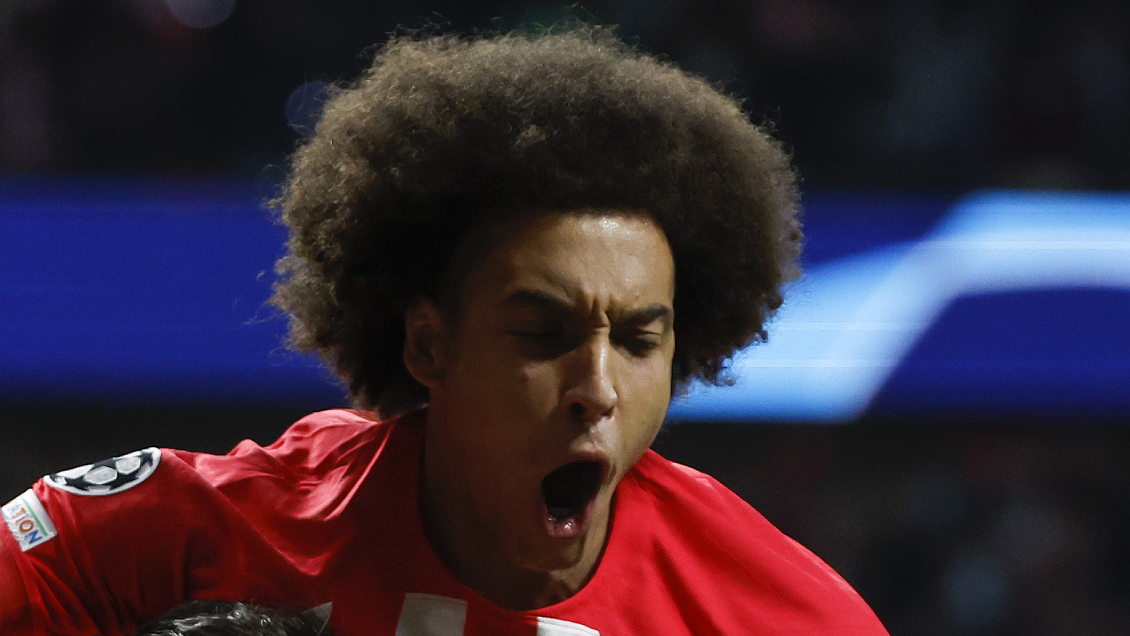 [VIDEO] ¿Era el gol del año? Axel Witsel casi marcó de taco ante Borussia Dortmund