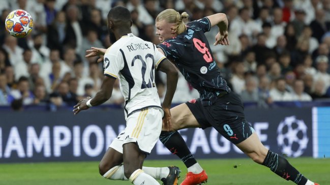 Van der Vaart barrió el piso con Haaland: Sin goles es inútil