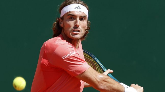 Tsitsipas amplió su dominio en los duelos ante Zverev
