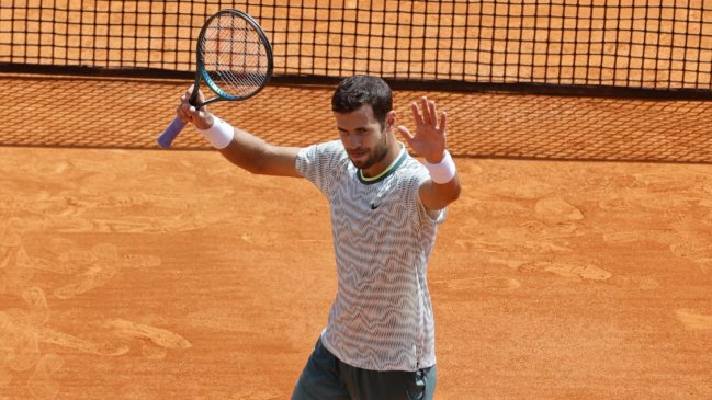 Khachanov liquidó a Medvedev y avanzó a cuartos en Montecarlo