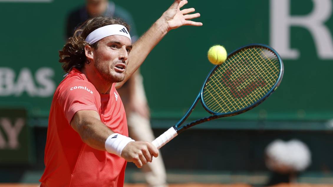 Tsitsipas logró su mejor resultado de la temporada y entró a semifinales en Montecarlo