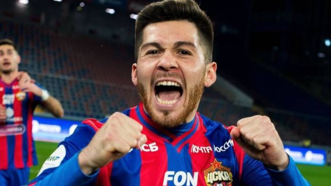 CSKA Moscú renovó contrato con el chileno Víctor Méndez