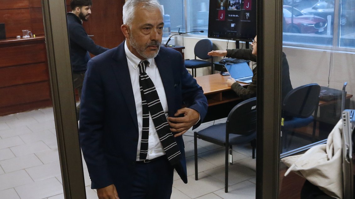 Formalizan a juez acusado de grabar a mujeres sin su consentimiento en Concón