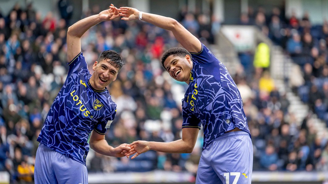 Norwich contó con Marcelino Núñez en agónico triunfo ante Preston North End