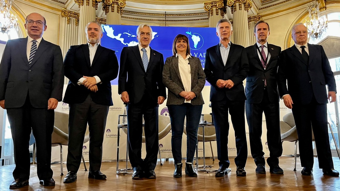 Grupo de líderes conservadores repudió dichos de Maduro sobre Piñera