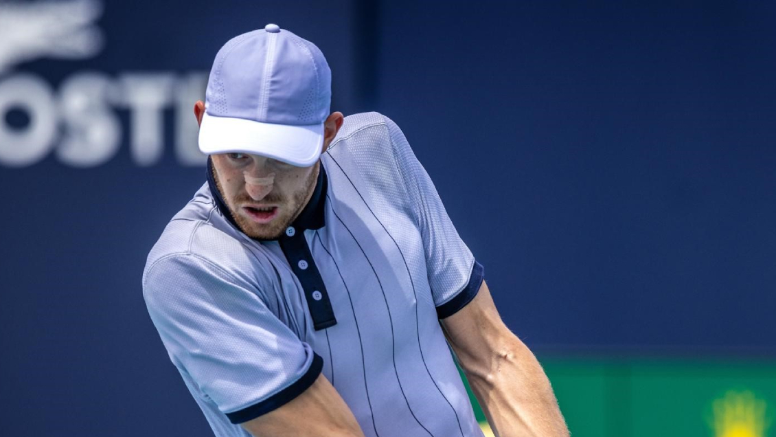 Nicolás Jarry alargó su irregular momento y se despidió del Conde de Godó