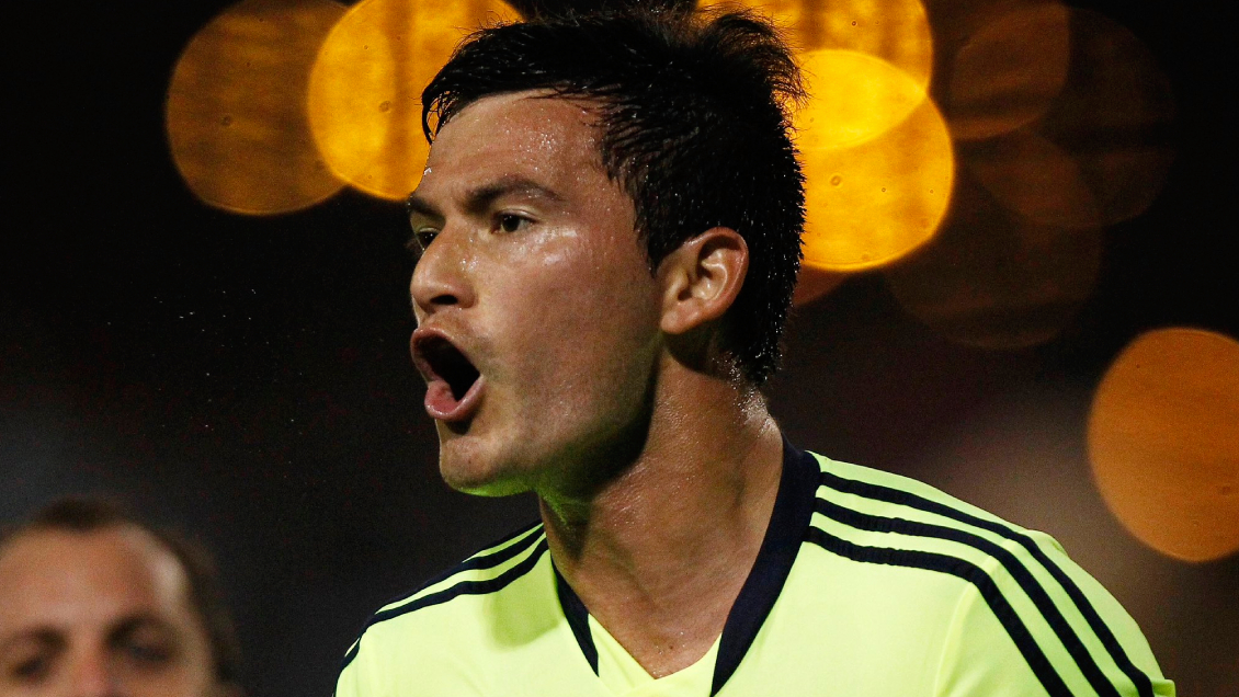 U. de Chile e Inter de Porto Alegre saludaron a Charles Aránguiz por su cumpleaños