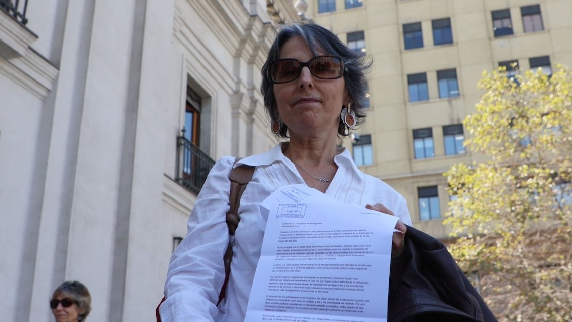 Mamá de Catalina Cayazaya pide mayor preocupación por salud mental de estudiantes