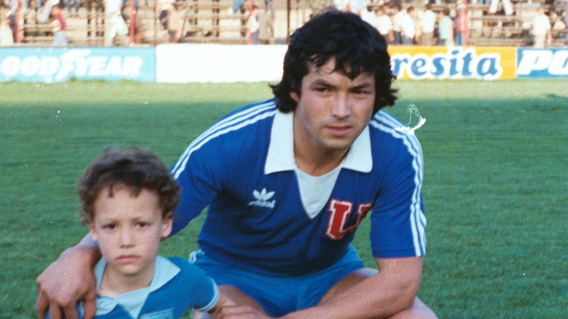 Sandrino Castec fue hospitalizado de urgencia y la U le envió emotivo mensaje