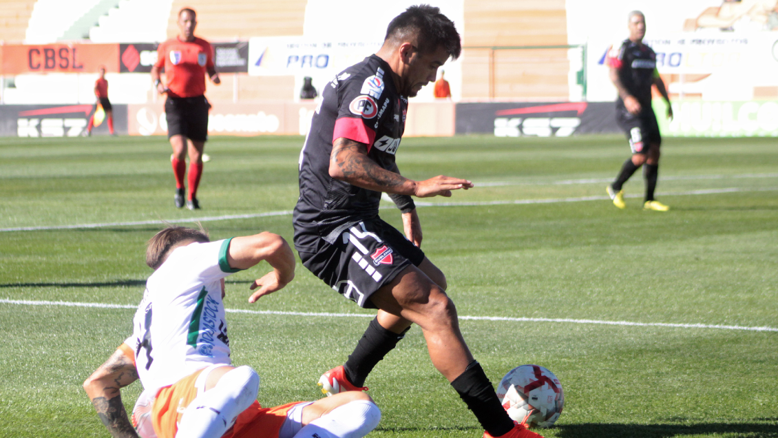 Cobresal rescató un empate ante Ñublense y salió de la zona de descenso