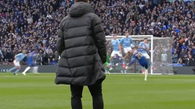 [Video] El polémico penal no cobrado que Chelsea reclamó ante Manchester City