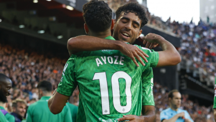   Ayoze Pérez lideró con un doblete el triunfo clave de Real Betis ante Valencia 