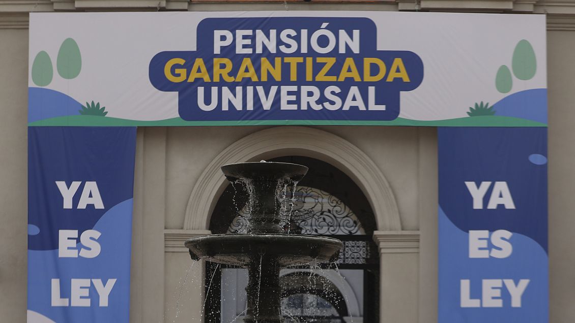 PGU, Pensión Básica o Aporte Previsional: ¿Cómo saber si tienes beneficios sin cobrar?