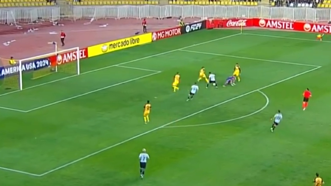 [VIDEO] Racing aprovechó error de Diego Sánchez y pegó primero a Coquimbo Unido