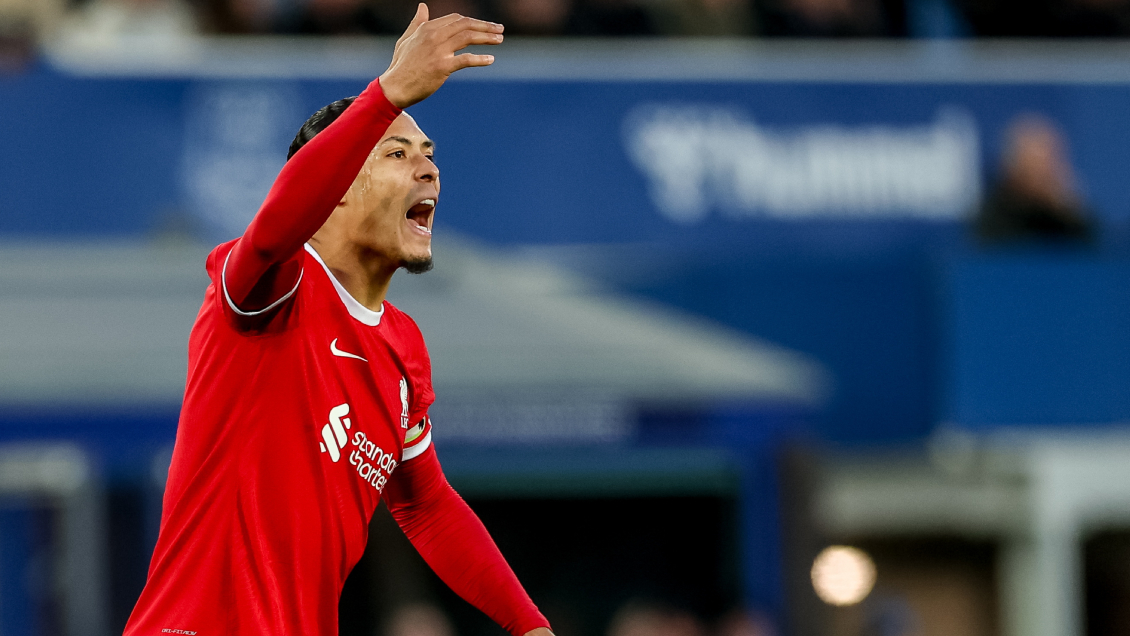 Van Dijk se mostró decepcionado tras caída de Liverpool ante Everton