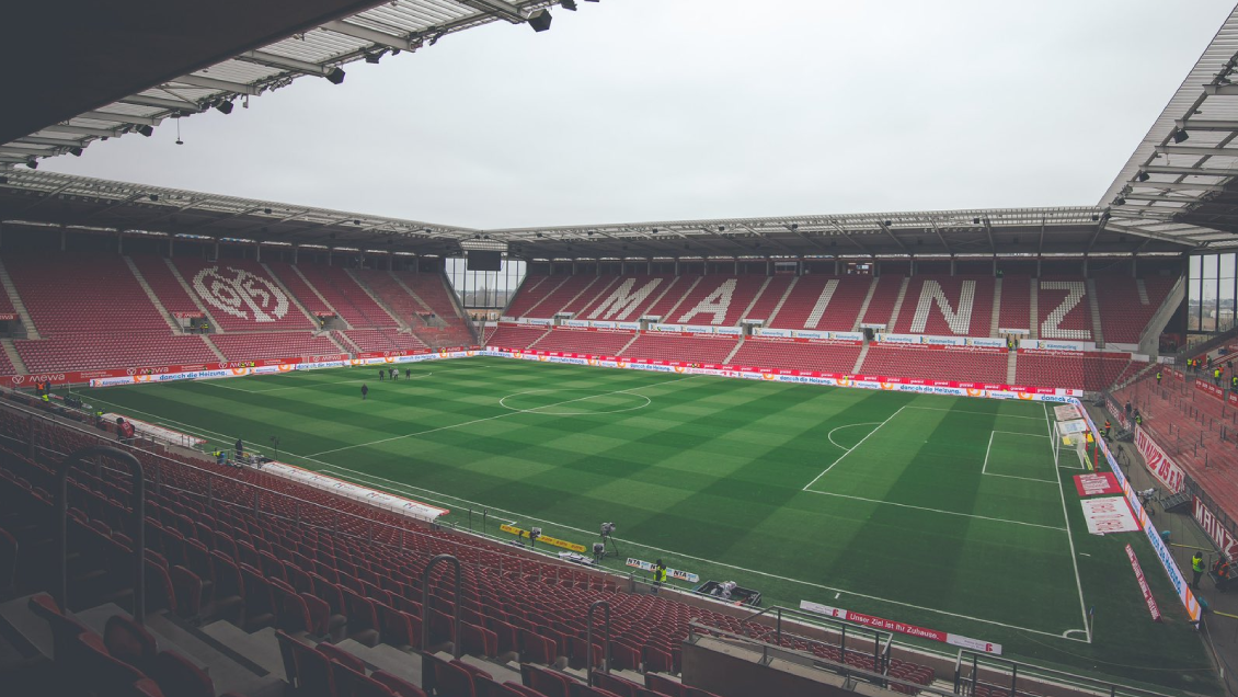 Encontraron una bomba de la Segunda Guerra Mundial en el estadio de Mainz