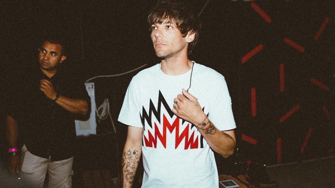 Louis Tomlinson sorprendió a fanáticos con álbum en vivo