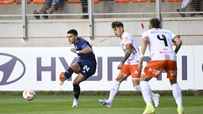 Cobresal enfrenta a Talleres de Córdoba en la Copa Libertadores